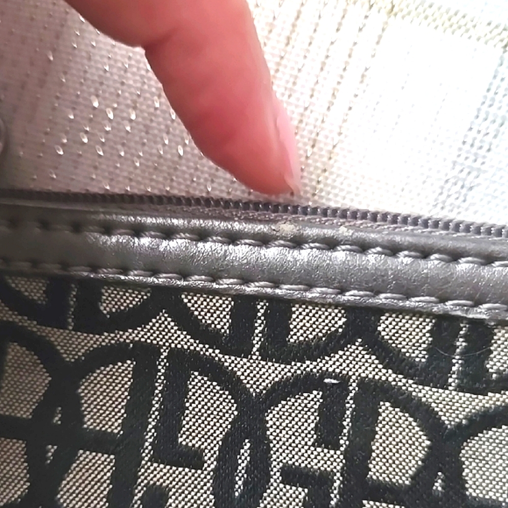 Giani Biani Black & Gray Key Pouch - Picture 3 of 16
